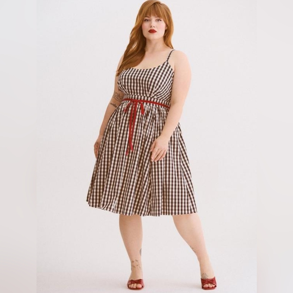 NWT Torrid Retro Chic Tie Front Swing Dress - 1x